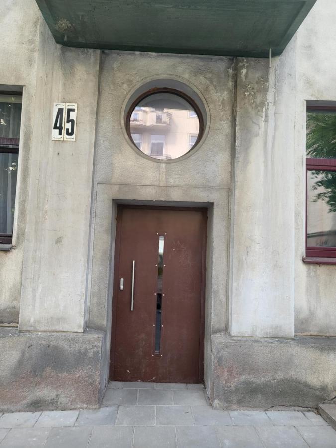 Kauno Apartamentai Su Balkonu 考纳斯 外观 照片
