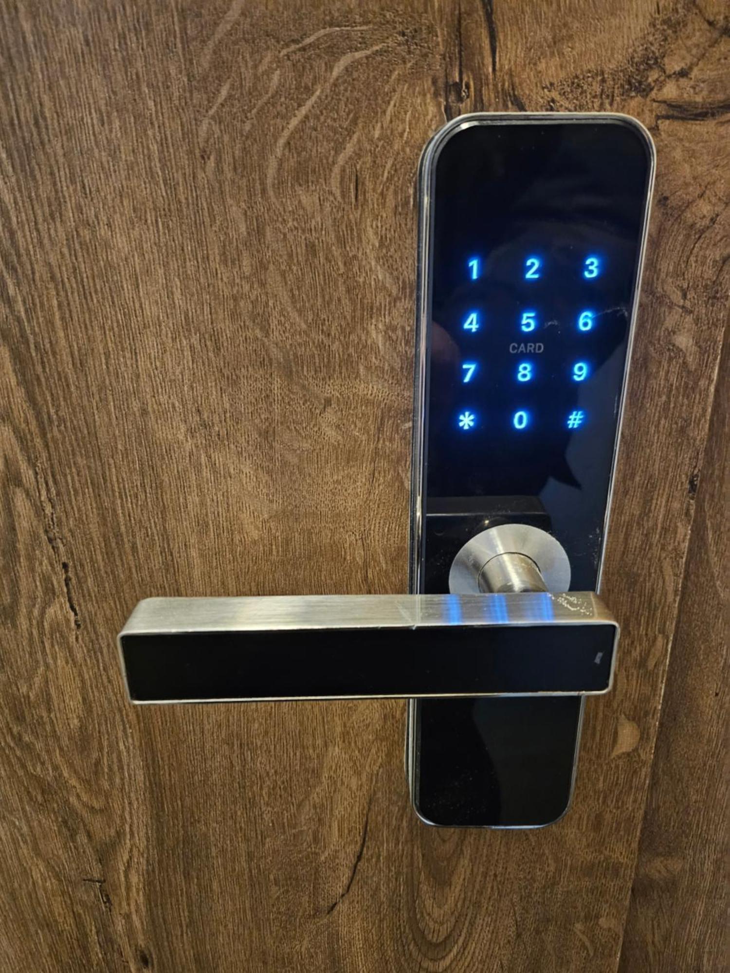 Kauno Apartamentai Su Balkonu 考纳斯 外观 照片