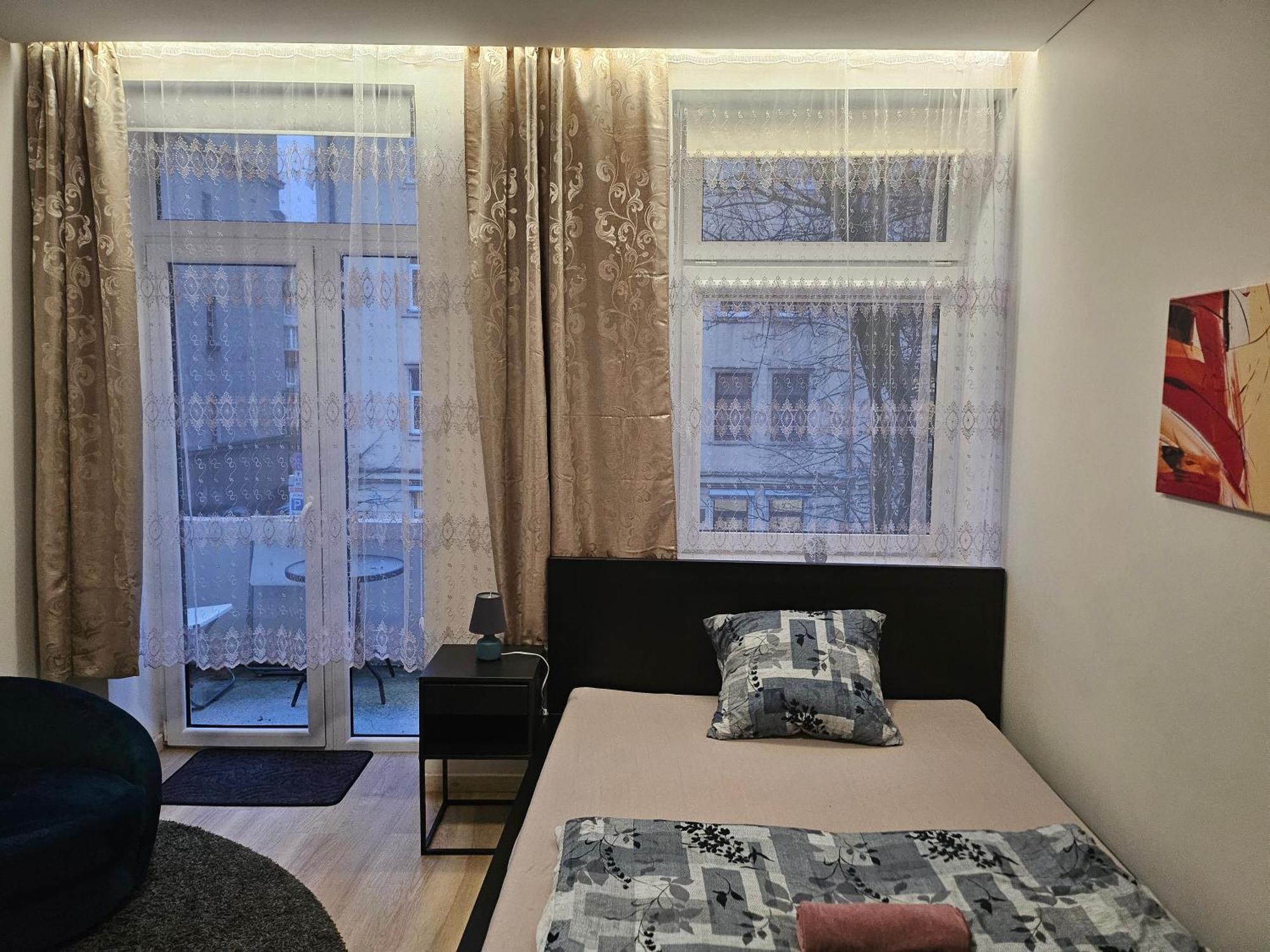 Kauno Apartamentai Su Balkonu 考纳斯 外观 照片