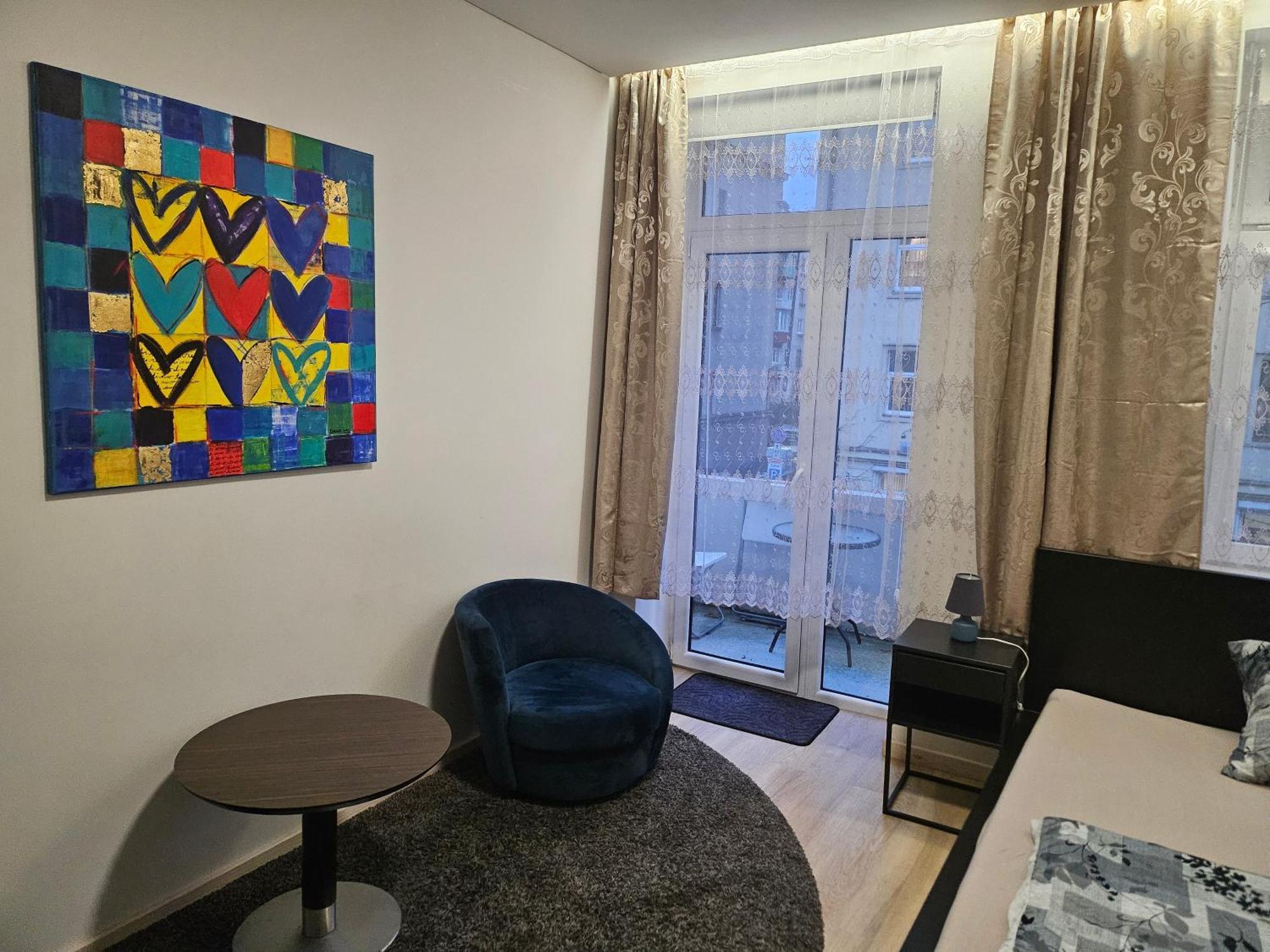Kauno Apartamentai Su Balkonu 考纳斯 外观 照片
